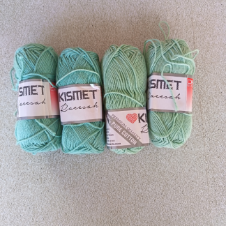 Raeesah green mix combo x 4 balls