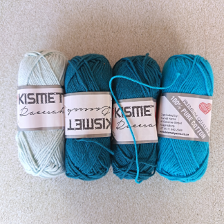 Raeesah blue mix combo x 4 balls